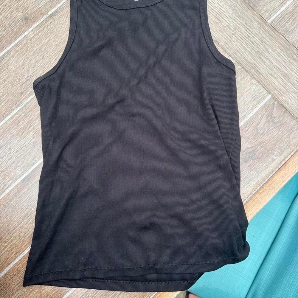 No-boundaries Black Tank Top Size L